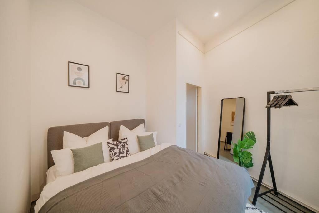 New 130M², Lounge Room, Im Herzen Berlins Esterno foto