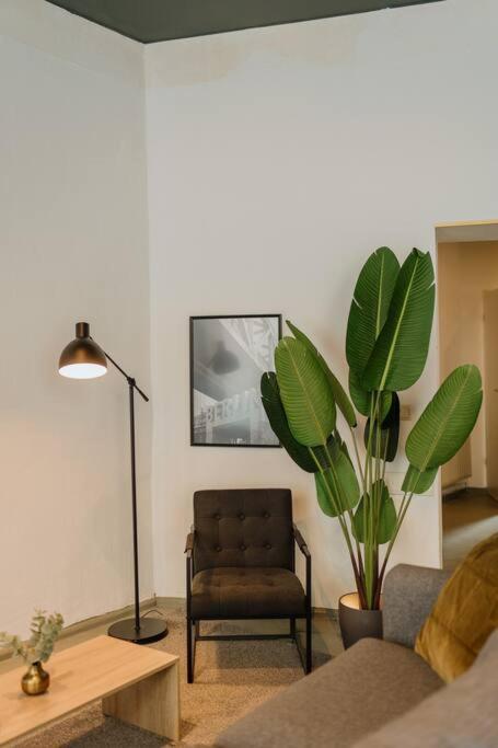 New 130M², Lounge Room, Im Herzen Berlins Esterno foto
